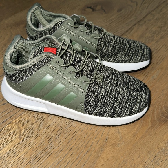 Adidas - Picture 3 of 6